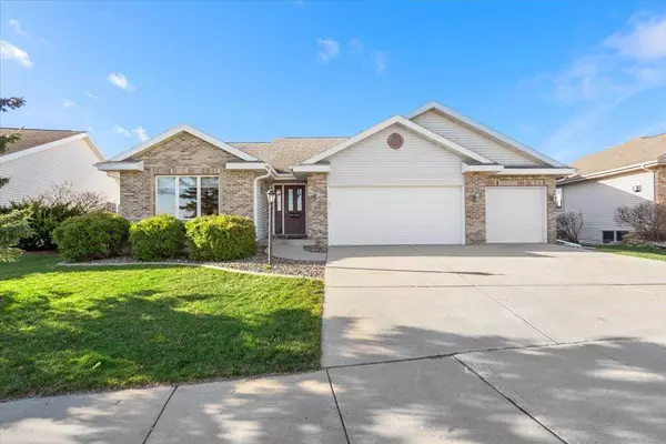 6645 S Broad Creek Boulevard, Madison, WI 53718