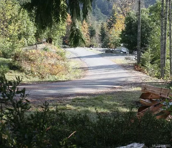 1774 Cameron Cres, Qualicum Beach, BC V9K 2S3