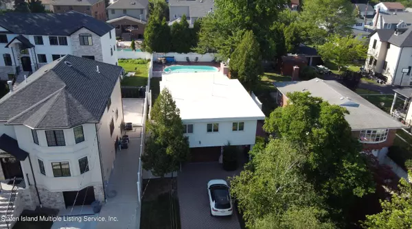 83 Finlay Avenue, Staten Island, NY 10309