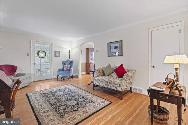 718 HILLTOP RD, Springfield, PA 19064