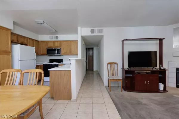 3070 Casey Drive #204, Las Vegas, NV 89120