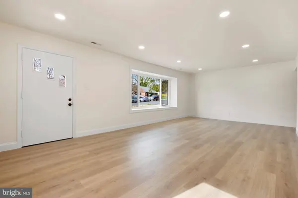 1000 WAYNE RD, Haddonfield, NJ 08033