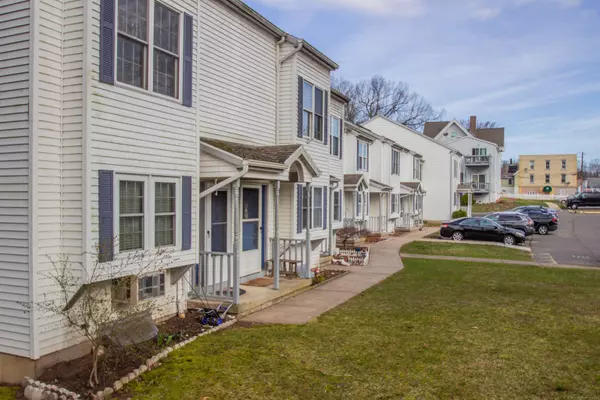 52 Irving Street #APT 31, Bristol, CT 06010