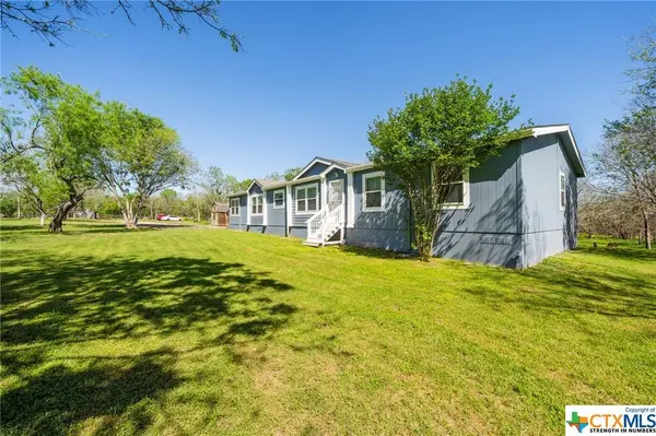 381 Fm 86 #A, Red Rock, TX 78662