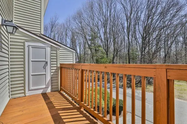 206 Patrick Rd #206, Tewksbury, MA 01876