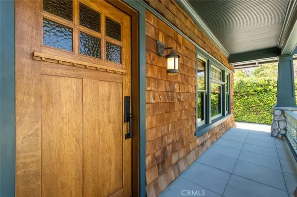 12214 La Maida, Valley Village, CA 91607