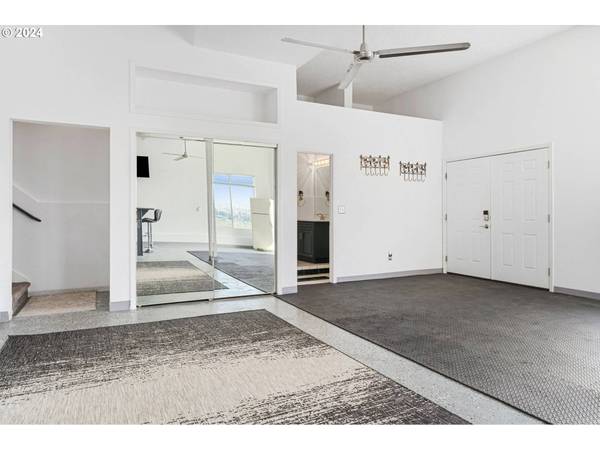 440 TAYLOR RD, Kalama, WA 98625