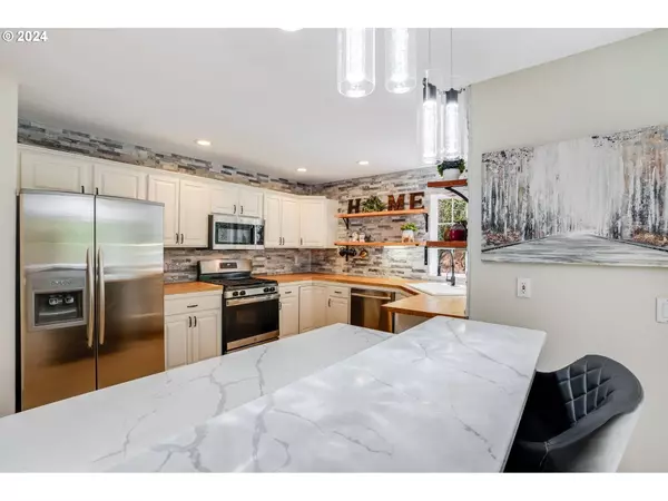 3702 MOHAWK WAY, West Linn, OR 97068