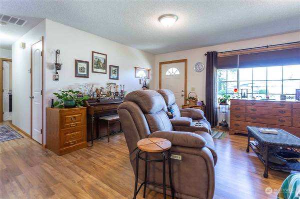 5310 Bellaire WAY, Bellingham, WA 98226