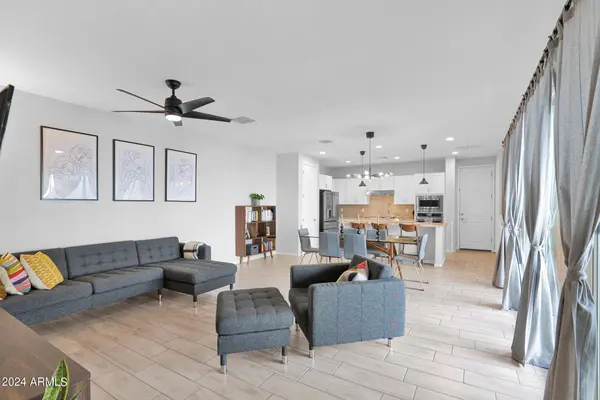 4293 E DENNISPORT Avenue, Gilbert, AZ 85295