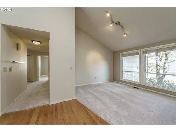 16803 NW YORKTOWN DR, Beaverton, OR 97006