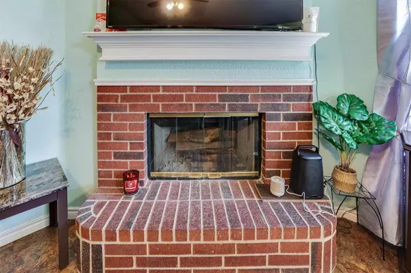 1007 Carlsbad Drive, Grand Prairie, TX 75051