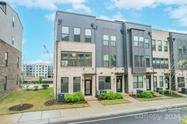 432 Music Hall WAY, Charlotte, NC 28203