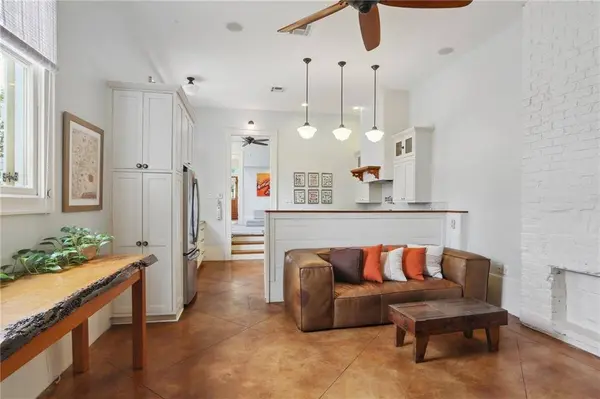4840 Camp ST, New Orleans, LA 70115