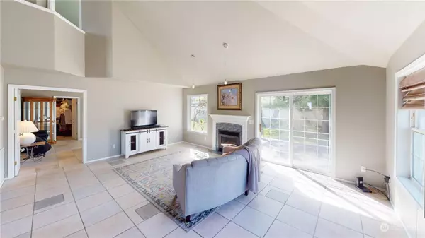 910 SE Harvest DR, College Place, WA 99324