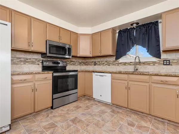 2630 Hollywood DR, Pueblo, CO 81005