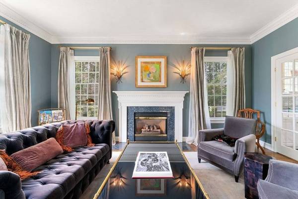 10 Stillmeadow Way, Framingham, MA 01702