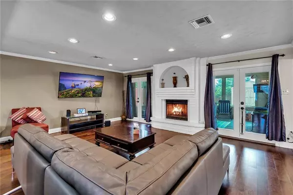 21 WOODLAKE BLVD, Kenner, LA 70065