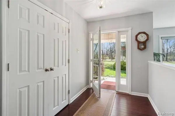 3130 BEL AIRE Drive, Highland, MI 48357