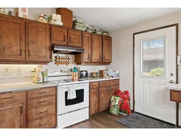 2285 OHIO ST, Eugene, OR 97402