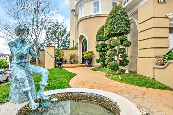 6196 Deerhill Road, Oak Park, CA 91377