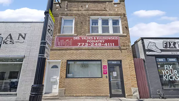 3632 N Western AVE, Chicago, IL 60618