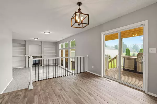 6281 Kristen Ct, Nine Mile Falls, WA 99026