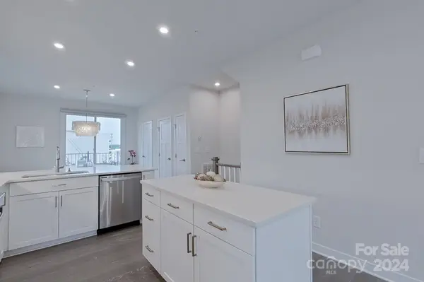 432 Music Hall WAY, Charlotte, NC 28203