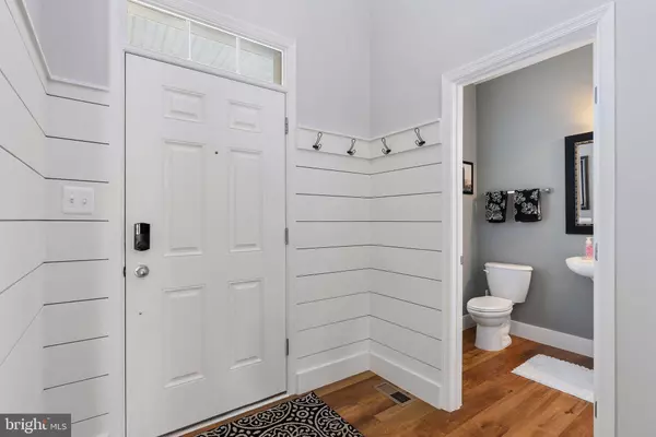 41973 URAL DR, Aldie, VA 20105