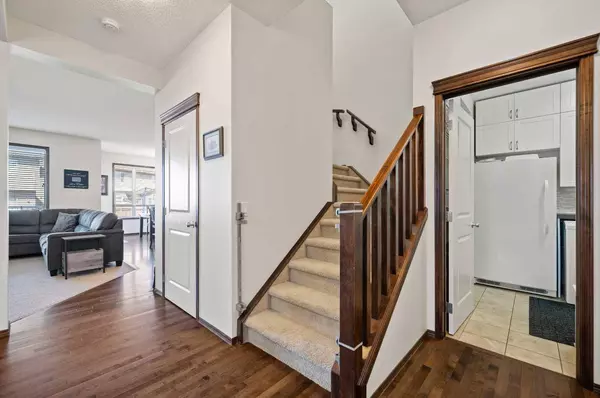 30 Cranberry Mews SE, Calgary, AB T3M 0L6