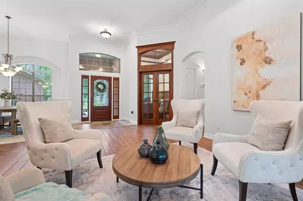 17 Creek Forest LN, Conroe, TX 77384