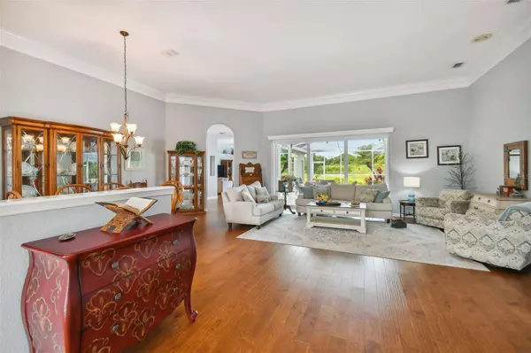 2407 CLUBHOUSE DR, Plant City, FL 33566