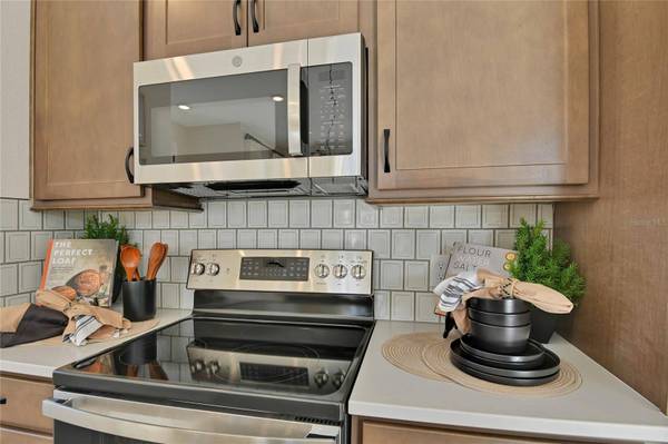 1478 ERIN BREEZE LN, Kissimmee, FL 34744