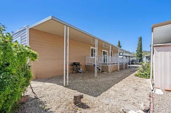 2700 E Valley Pkwy Spc 174, Escondido, CA 92027