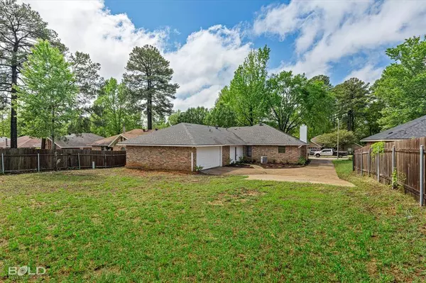 9319 Lytham Drive, Shreveport, LA 71129