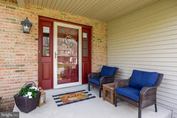 18 LANCELOT LA, Mount Laurel, NJ 08054