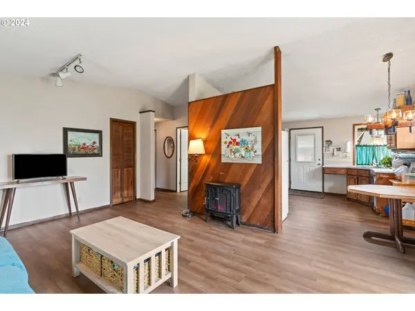 2285 OHIO ST, Eugene, OR 97402