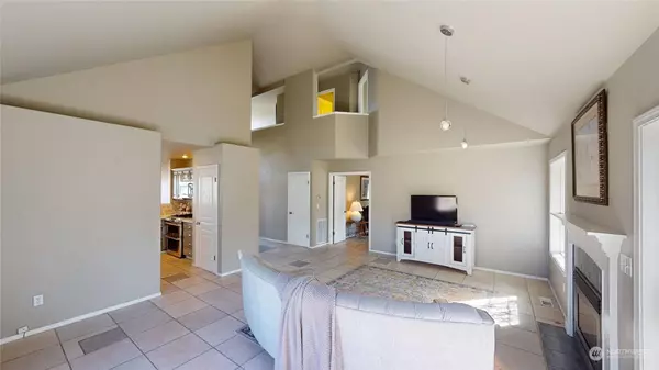 910 SE Harvest DR, College Place, WA 99324