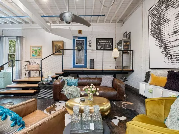 585 White Circle #401, Athens, GA 30605