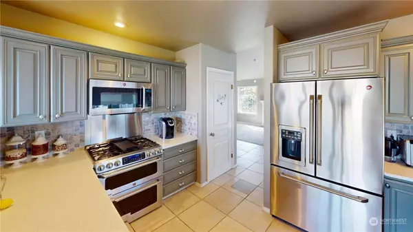 910 SE Harvest DR, College Place, WA 99324