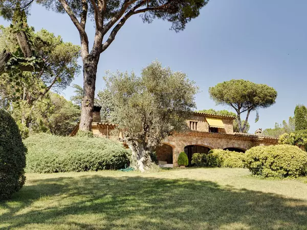 Calle de las Mateues, Caldes De Malavella, 17455, ES