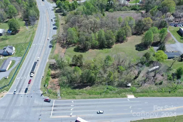 561 Fairgrove Church RD SE, Conover, NC 28613