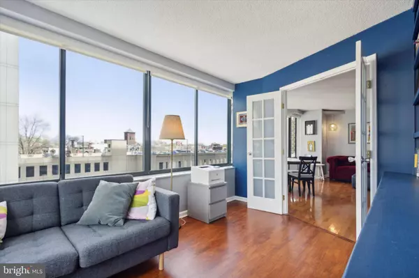 2001 HAMILTON ST #701, Philadelphia, PA 19130