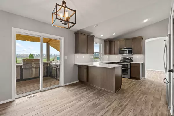 6281 Kristen Ct, Nine Mile Falls, WA 99026