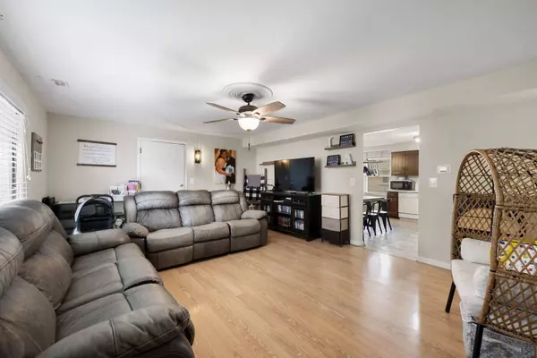 5510 W Windsor Avenue #1G, Chicago, IL 60630