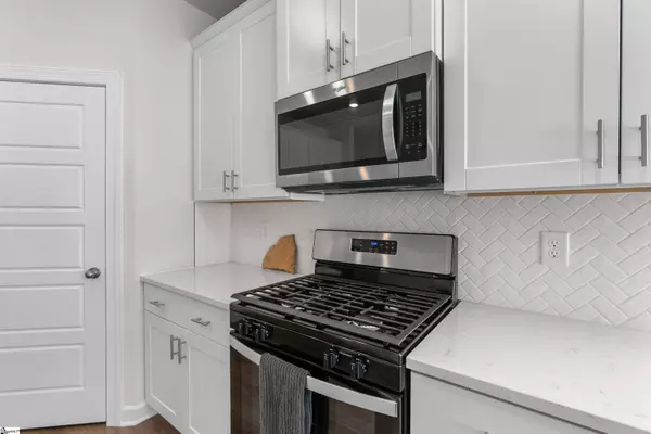 301 Hazelcroft Drive, Fountain Inn, SC 29644