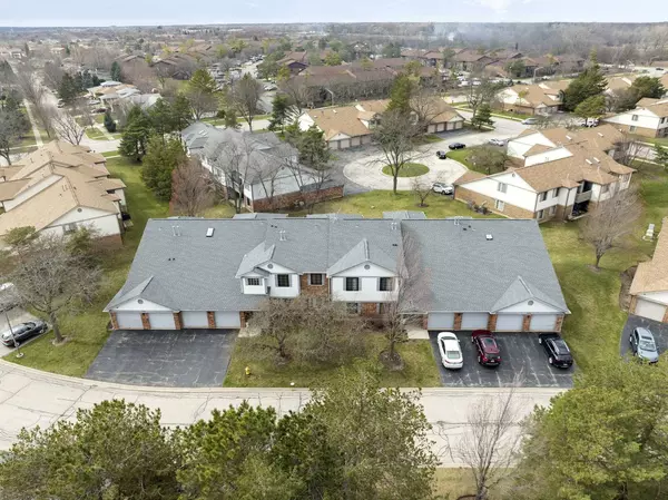 1720 W Partridge Lane #3, Arlington Heights, IL 60004