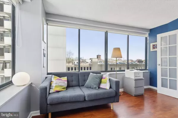 2001 HAMILTON ST #701, Philadelphia, PA 19130