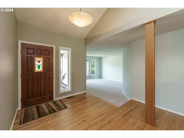 16803 NW YORKTOWN DR, Beaverton, OR 97006