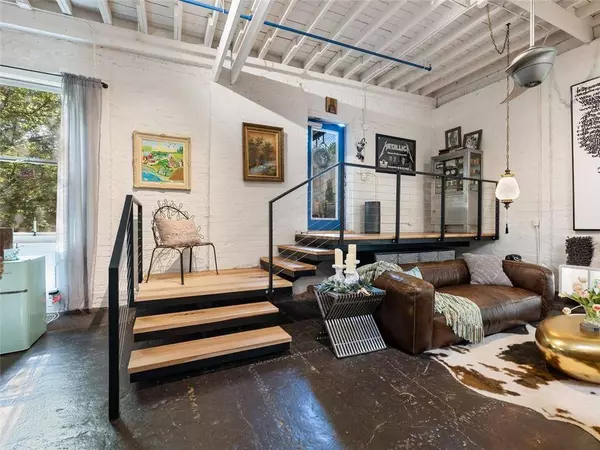 585 White Circle #401, Athens, GA 30605